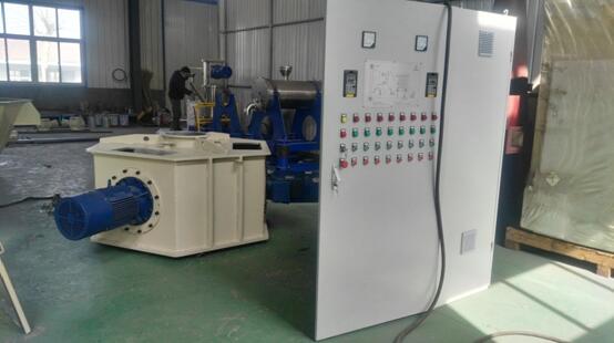 歐洲（zhōu）客戶訂購的氣流分級機IMC315/3